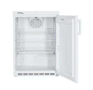 Холодильный шкаф Liebherr LKEXv 1800 Medline