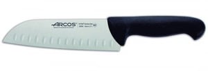 Профессиональный японский нож с черной рукояткой Arcos 290625 серии 2900