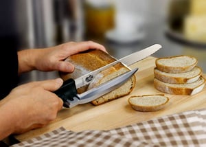 Ніж для хліба Victorinox Standard 5.1733.21, фото №2, інтернет-магазин харчового обладнання Систем4