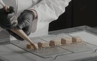 Силіконова форма для десертів QUADRATO XS 20 мл Silikomart, фото №7, інтернет-магазин харчового обладнання Систем4